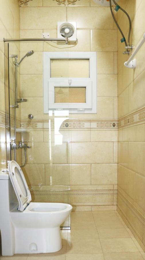 Roza Hotel Apartments Маскат Екстериор снимка