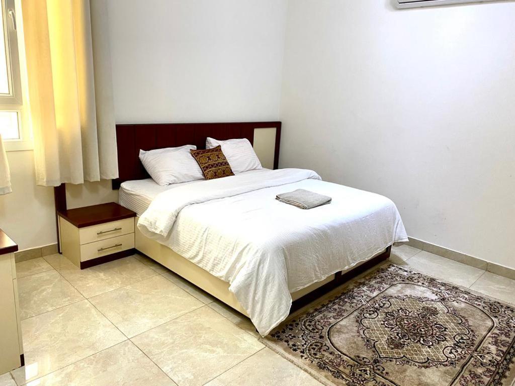 Roza Hotel Apartments Маскат Екстериор снимка
