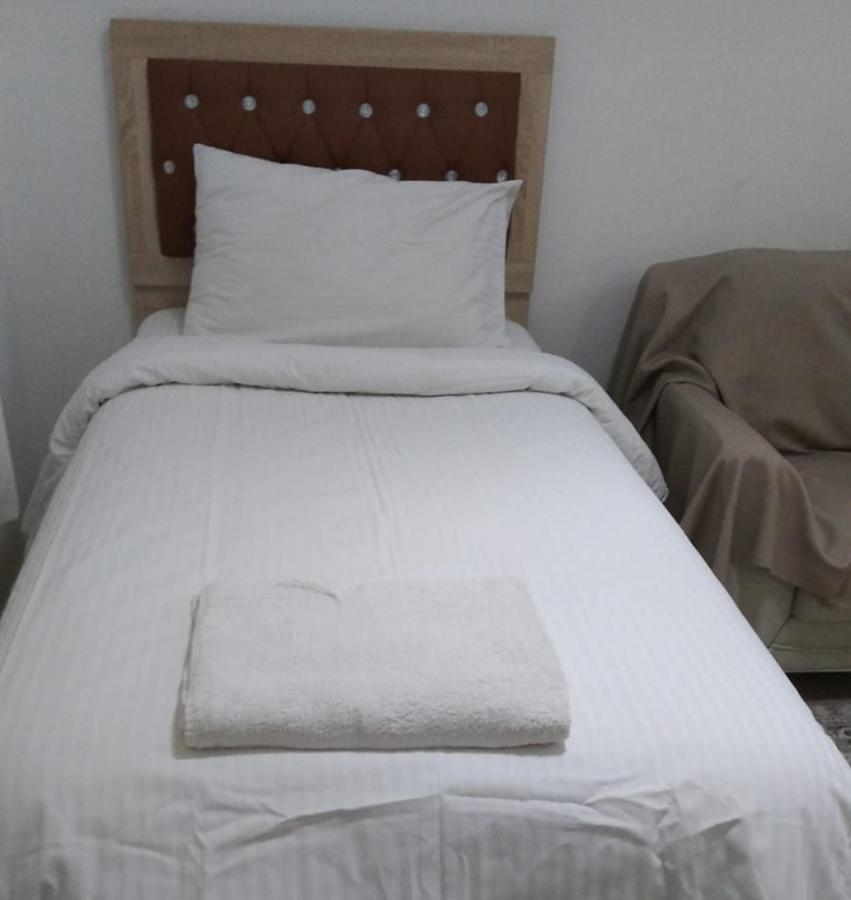 Roza Hotel Apartments Маскат Екстериор снимка